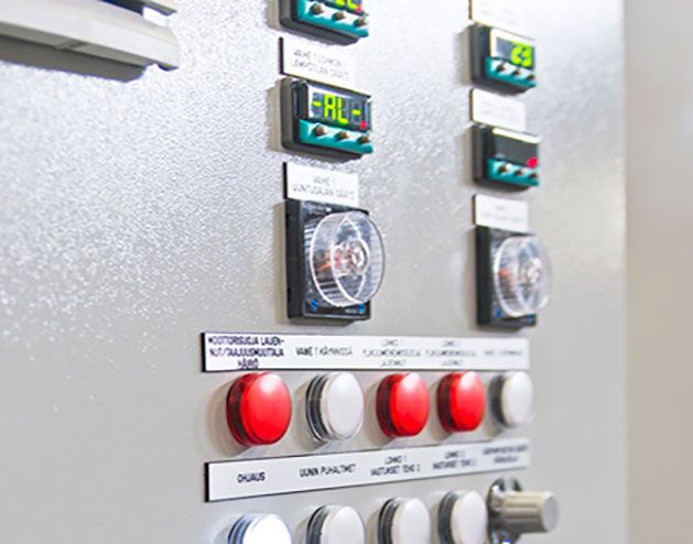Industrial ovens control systems according to customer needs and operational use